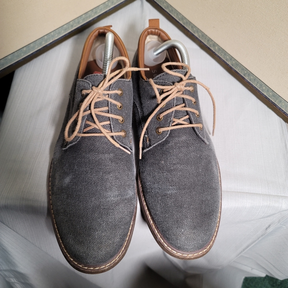 Pre-loved.   seven 91 McConathy Oxfords.  Size 10.5/43.5.  (612)